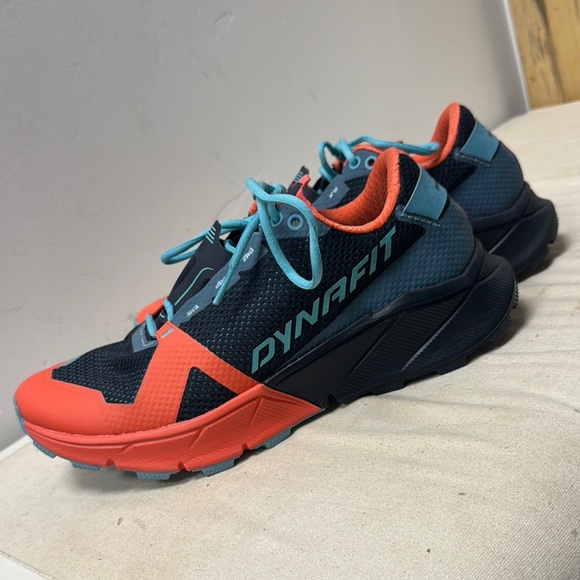 Dynafit Black and Red Running Shoes Never Worn Size 8 - Picture 1 of 3